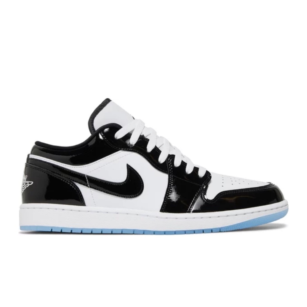 Air Jordan 1 low black and white